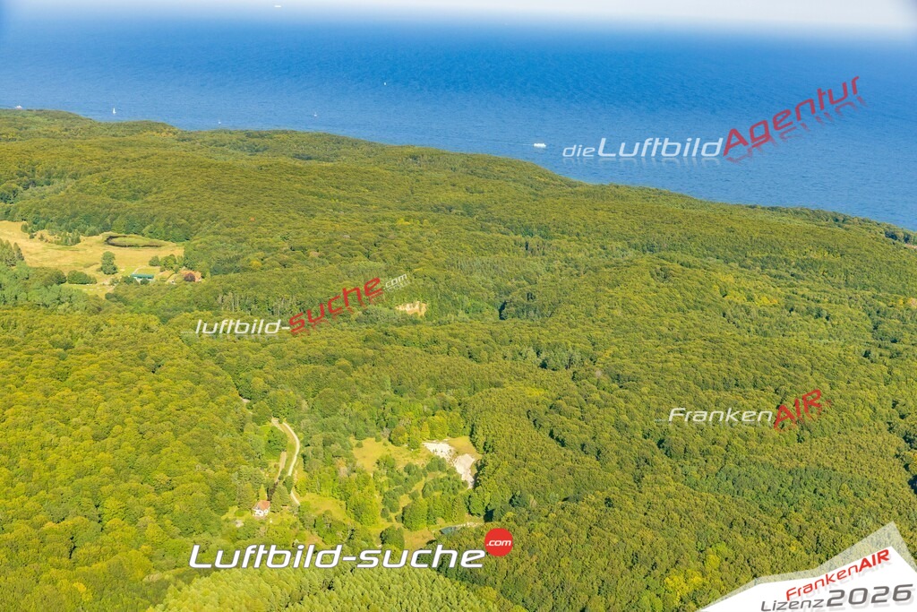 Stubnitz Sassnitz Bild- Das Luftbild wurde 2025 vom UL-Flugzeug heraus erstellt ( keine Drohne bzw. Drohnenaufnahme ) - Hochauflösende Luftaufnahme -Nicht vergleichbar mit Google Maps oder Satelittenbilder- Die Geschenkidee !Mit Lizenz und Bildrechte bestellbar - CC