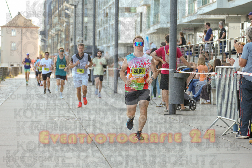 250920_1446_EX1_7502 | Sportfotografie im Rhein-Sieg Kreis, Köln, Bonn, NRW, Rheinland Pfalz, Hessen, etc. Unser Tätigkeitsfeld umfasst den Laufsport vom Volkslauf über den Marathon, Duathlon, Triathon bis zum Ultralauf wie Kölnpfad Ultra oder Schindertrail.
