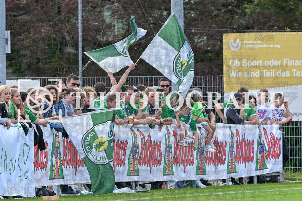 GER, FC Hauingen - SV Waldhaus, Frauen-Fussball, Rothaus Bezirkpokal, Finale, Saison 2024/2025, 29.05.2025 | Fans aus WaldhausGER, FC Hauingen - SV Waldhaus, Frauen-Fussball, Rothaus Bezirkpokal, Finale, Saison 2024/2025, 29.05.2025Foto: TH Fotografie/Thomas Hess