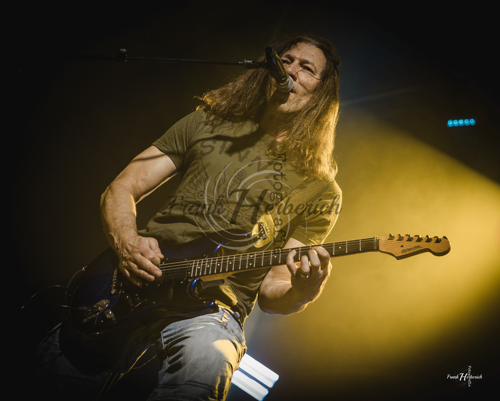 Justice Geiselwind 21.03.2026 | Frank Herberich Fotografie, Frank Herberich, Fotografie, Hochzeit, Portrait, St. Peter Ording, Ording, Westerhever, Nordsee, Frank Fotografie, Hardheim,  Odenwald,Walldürn, Band,Eventfotografie - Realisiert mit Pictrs.com