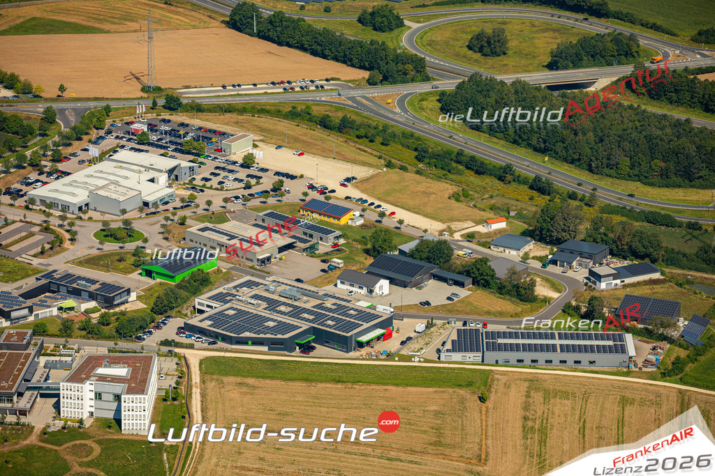 Das Luftbild zeigt :  Ursensollen - Die Luftaufnahme wurde 2024 vom UL-Flugzeug aus erstellt ( keine Drohne ) - Hochauflösende Luftaufnahme - Für grossformatige Ausdrucke geeignet. Die Geschenkidee !Mit Lizenz und Bildrechte bestellbar