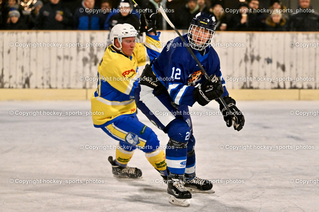 ELV Zauchen vs. EC Tigers Paternion  | #88 Maurer Manuel ELV Zauchen, 12 Steiner Dominik EC Tigers Paternion, ELV Zauchen vs. EC Tigers Paternion , ELV Zauchen vs. EC Tigers Paternion  am 02.01.2025 in Eisoval Zauchen (Stadthalle Villach), Austria, (Photo by Bernd Stefan)
