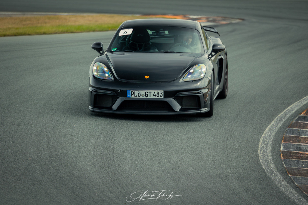 R6AT1540 _Alexander Tschuncky | Entdecken Sie die faszinierende Welt von Alexander Tschuncky Arts: Kreative Fotografie, atemberaubende Automobilkunst und hochwertiger Bilderdruck. Lassen Sie sich inspirieren! - Realisiert mit Pictrs.com