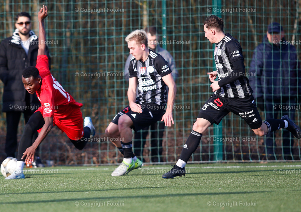 A_LUI_250125_18 | SPORT FUSSBALL TESTSPIEL ASKOE OEDT -SK DYNAMO BUDWEIS 25.01.2025 IM BILD: ADAMSON SHARAFA    ( OEDT)    FOTO:FOTOLUI