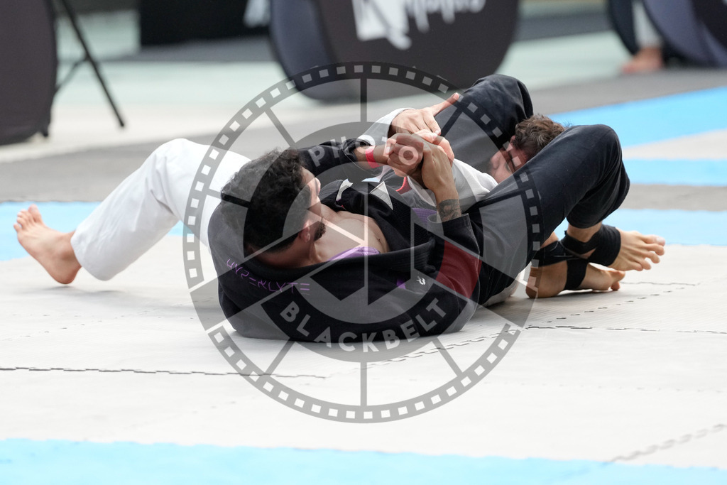 20250920PBB0477 | Athletes compete during the AJP Tour Hamburg International Jiu-Jitsu Championship, on September 20, 2025 in Hamburg, Germany. © Chiara Dazi / photoblackbelt