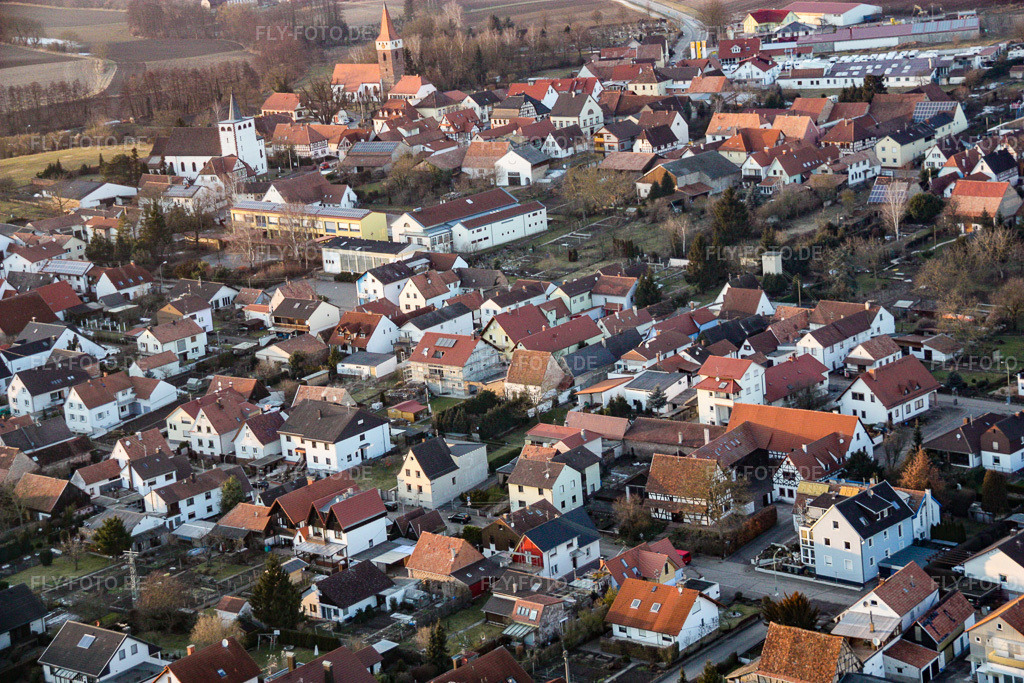 Luftbild: Ortsansicht von Südosten in Minfeld im Bundesland Rheinland-Pfalz in Deutschland. Foto: IMG_17081.jpg vom 19.02.2009 durch Werner Riehm/FLY-FOTO.de