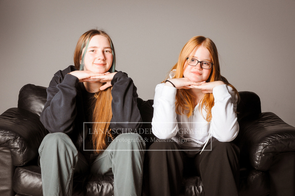 Maja und Maja Shooting 16.01.23-05 | lanaschraderfotografie - Realisiert mit Pictrs.com