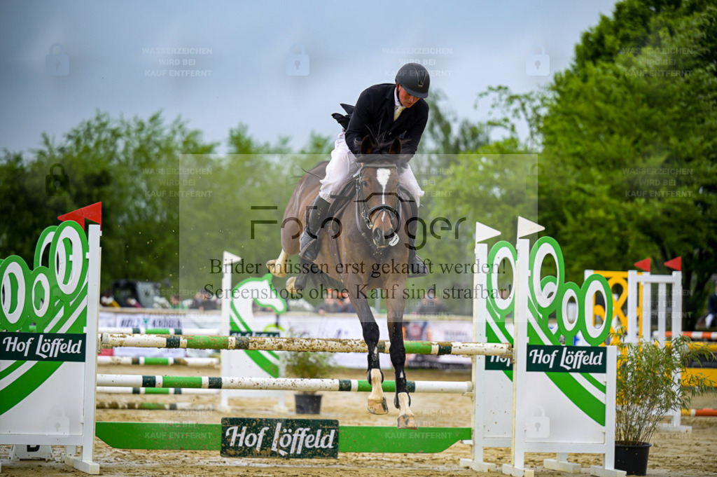 Reitturnier Lienen | Entdecke hochwertige Reitturnierfotos von Foto Oger. Professionell, emotional und authentisch – jetzt Lieblingsmomente im Shop bestellen. - Realisiert mit Pictrs.com