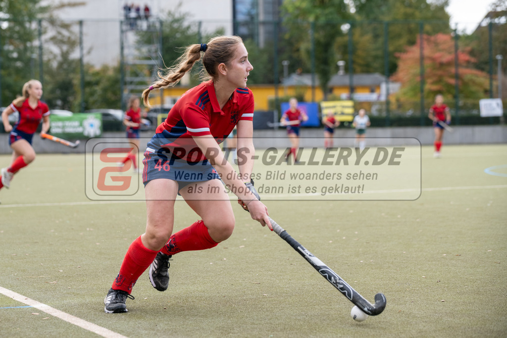 SFE_20231022_0128 | Deutsche Meisterschaft Weibliche U16 Finale Uhlenhorst Mülheim - Düsseldorfer HC am 22.10.2023 in Köln (Düsseldorfer Hockeyclub 1905 e.V.), Photo: Stephan Fehrmann 2023 (Sports-Gallery)