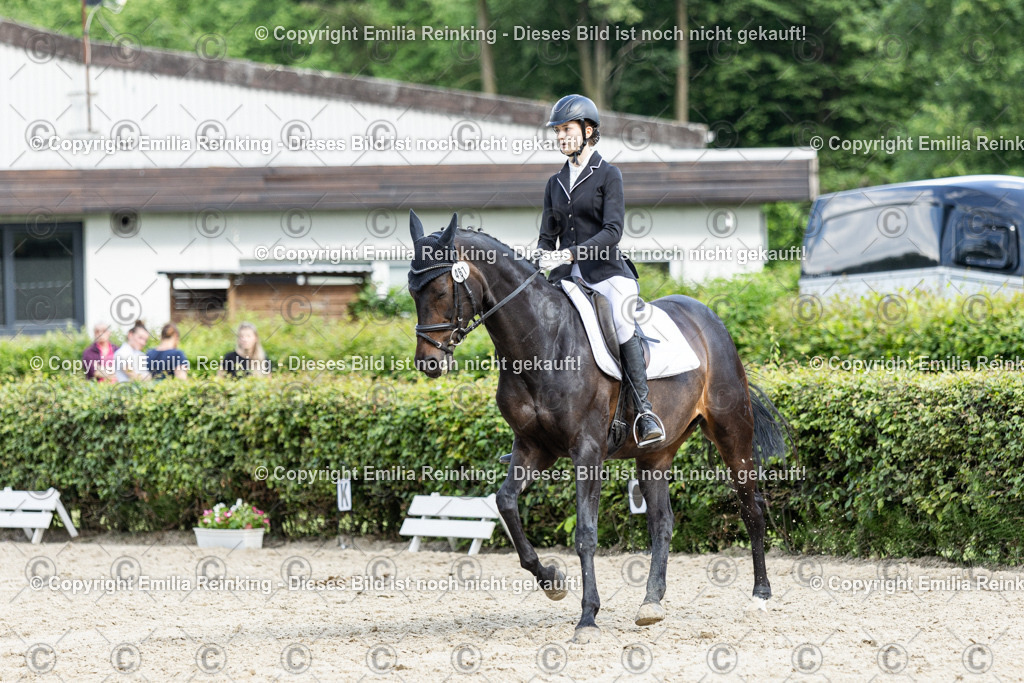 CL5A6115-2 | Emilia Reinking Fotografie - Realisiert mit Pictrs.com