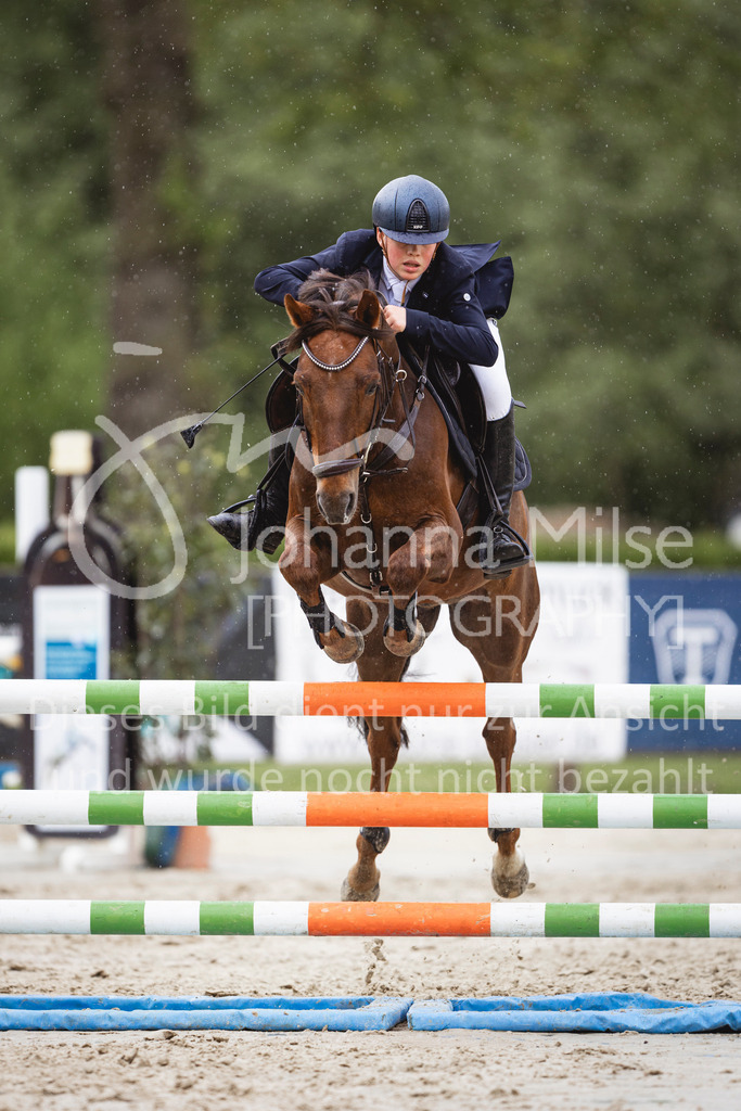 240504_PonyTrophy-282 | Deine schönsten Turniermomente als professionelle Fotos! Entdecke hochwertige Pferdesport-Fotografie im Online-Shop. Jetzt Fotos finden & bestellen!