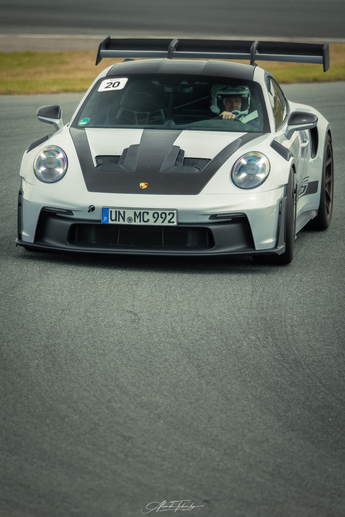 R6AT1715 _Alexander Tschuncky | Entdecken Sie die faszinierende Welt von Alexander Tschuncky Arts: Kreative Fotografie, atemberaubende Automobilkunst und hochwertiger Bilderdruck. Lassen Sie sich inspirieren! - Realisiert mit Pictrs.com