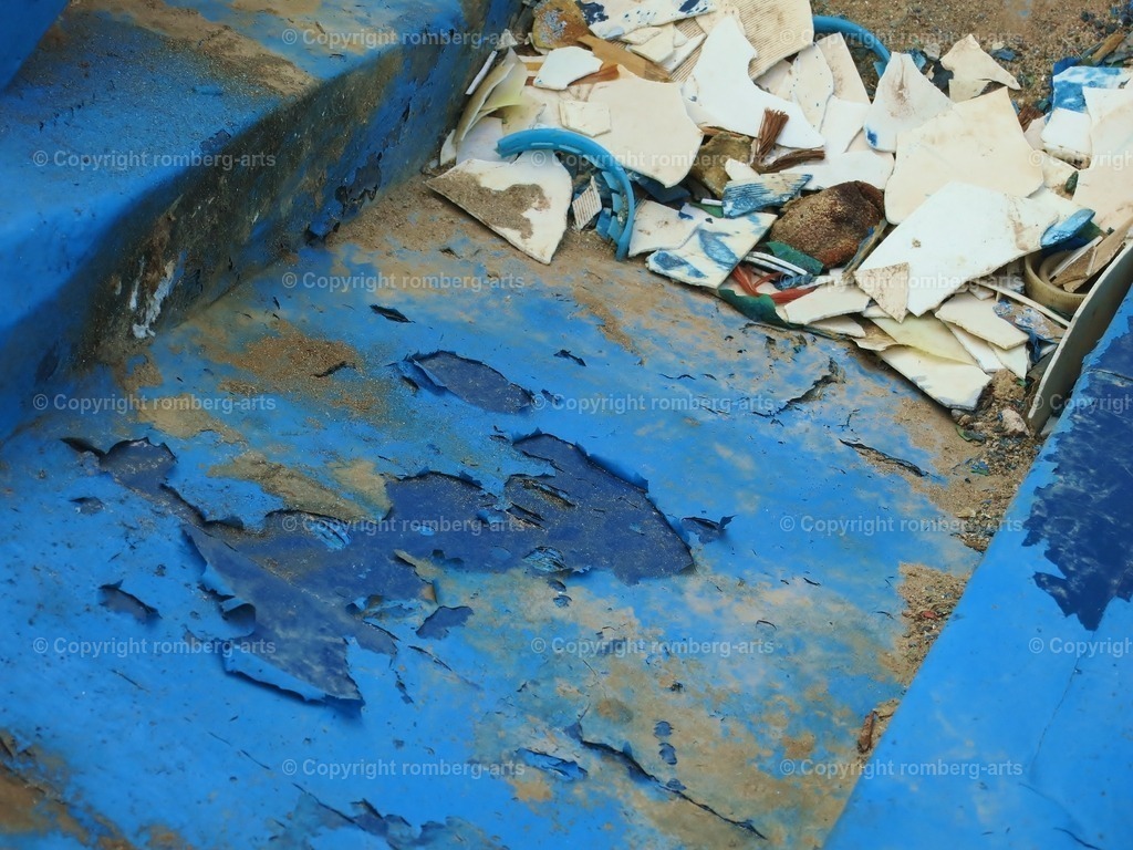 IMG_8537 | romberg-arts, romberg-arts.de, www.romberg-arts.de, Foto_Online_Shop, Julia Fuhrmann, Köln, Fotos, Fotografie, Fotokunst, Kunstdrucke, Naturfotos, Aktfotos, Nacktfotos, schwarz_weiß_Fotos, Blumenfotos, Blumen, Tiere, Beton, Korrosion, Lächeln, Drucke