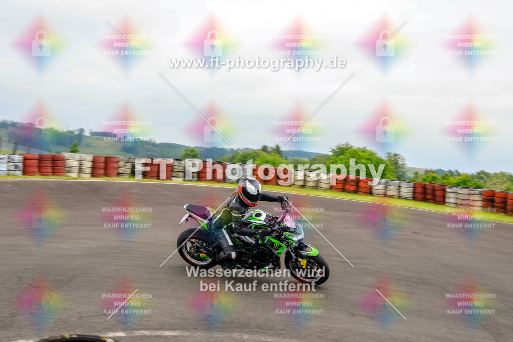 OBK-5739 | Hier findet Ihr Bilder von Touristenfahrten auf der Nürburgring Nordschleife oder von anderen Veranstaltungen die ich besucht habe. Viel Spass beim Durch Schauen 