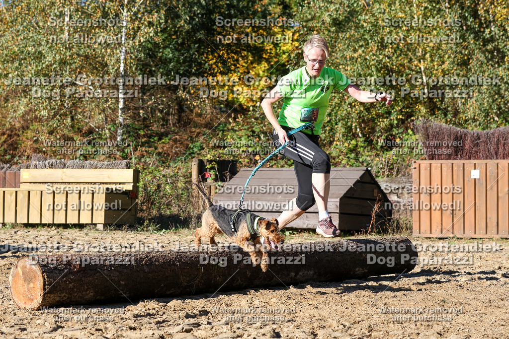 Dog Paparazzi - Strongdog 10-25-2077 | Dog Paparazzi Jeanette Grottendiek Fotografie & Videografie - Realisiert mit Pictrs.com