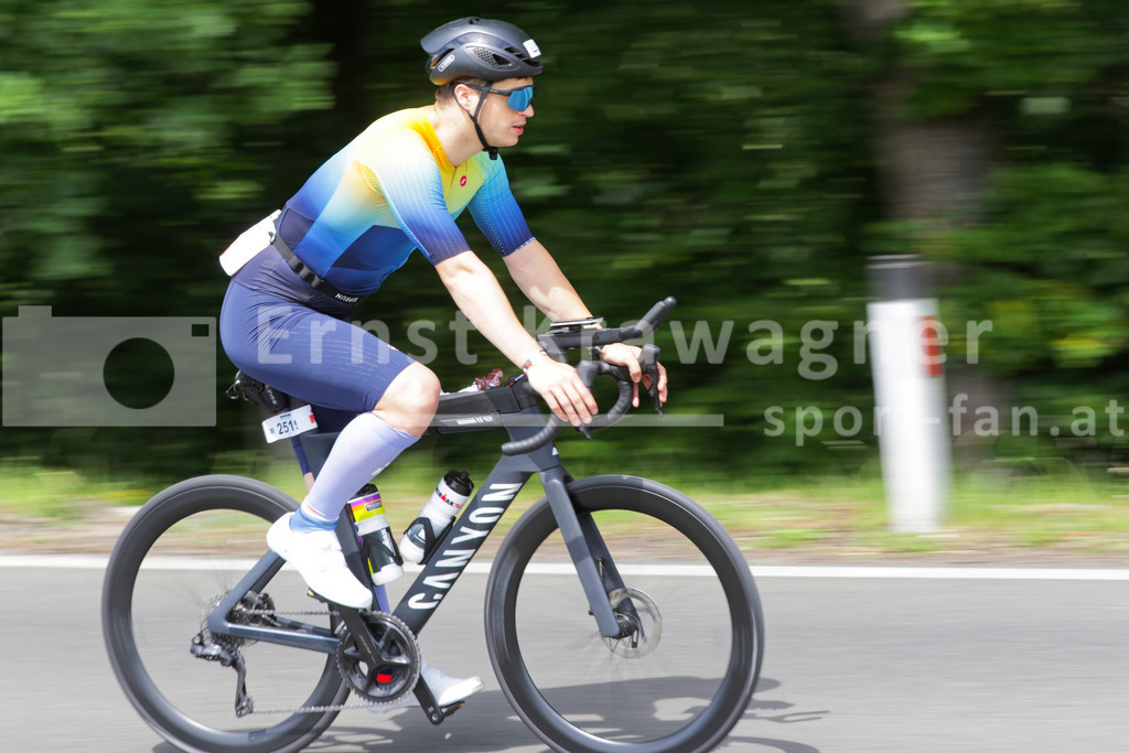 Klagenfurt 2026 | Barnabas Leko (HUN) Ironman, Klagenfurt 2026,  Lambichl, Klagenfurt , Austria. Photo: Ernst Krawagner - Realisiert mit Pictrs.com
