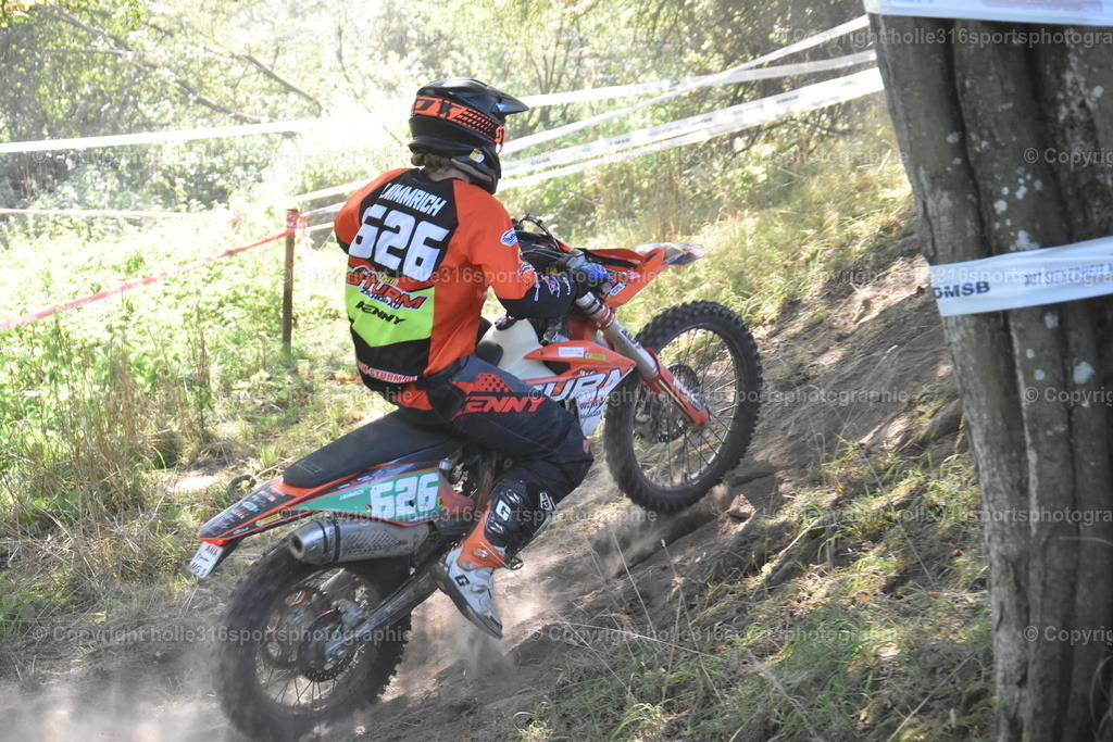 DSC_0045 | Sportfotografie , Motorsport, Motoross, Reitsport, Mointainbike, Enduro,
Landschaft , Outdoor, Eventfotografie, Landschaft, Bilder online bestellen - Realisiert mit Pictrs.com