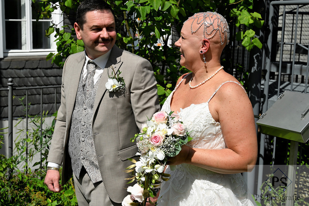 _DSC4764 | Hochzeitsfotograf aus Leidenschaft in Büren und Umgebung - Professionelle Hochzeitsreportagen mit emotionalen Fotos - Realisiert mit Pictrs.com