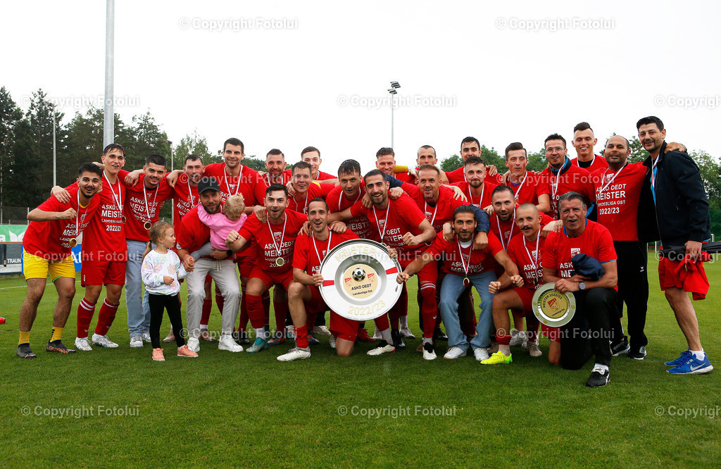 A_LUI_10062023_03 | LL.OST ASKOE OEDT 1B-UFC PIENO ROHRBACH/BERG 10-06.2023 IM BILD :  DIE MEISTERMANNSCHAFT ASKOE OEDT 1B FOTO:FOTOLUI