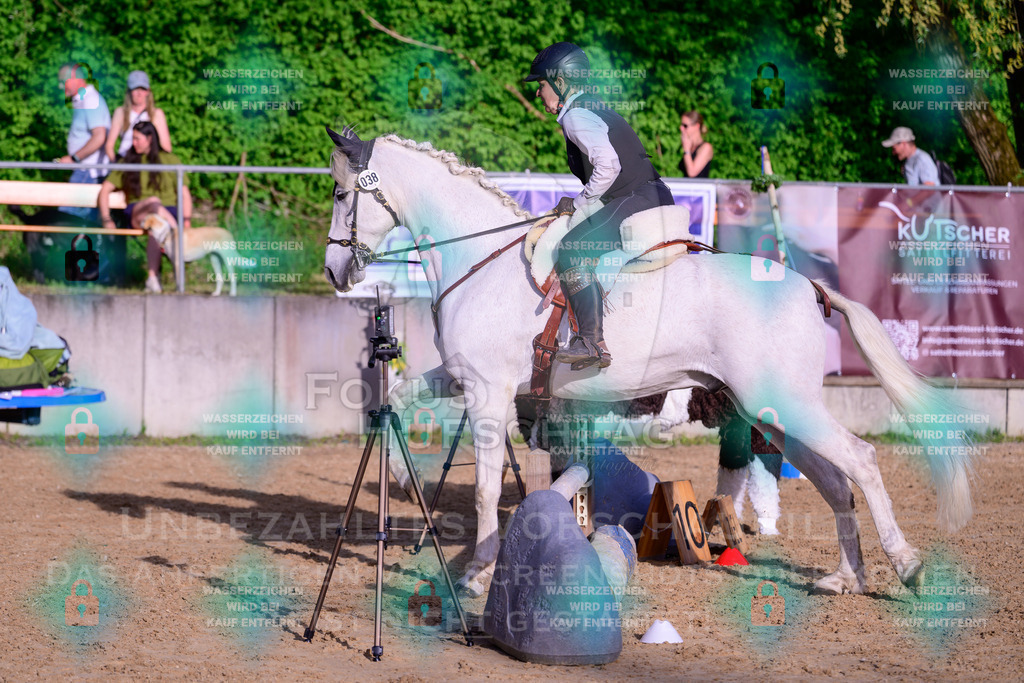 02052026-Giesenbach-03-Speedtrail-0596 | Fokus Hufschlag Fotografie - Realisiert mit Pictrs.com