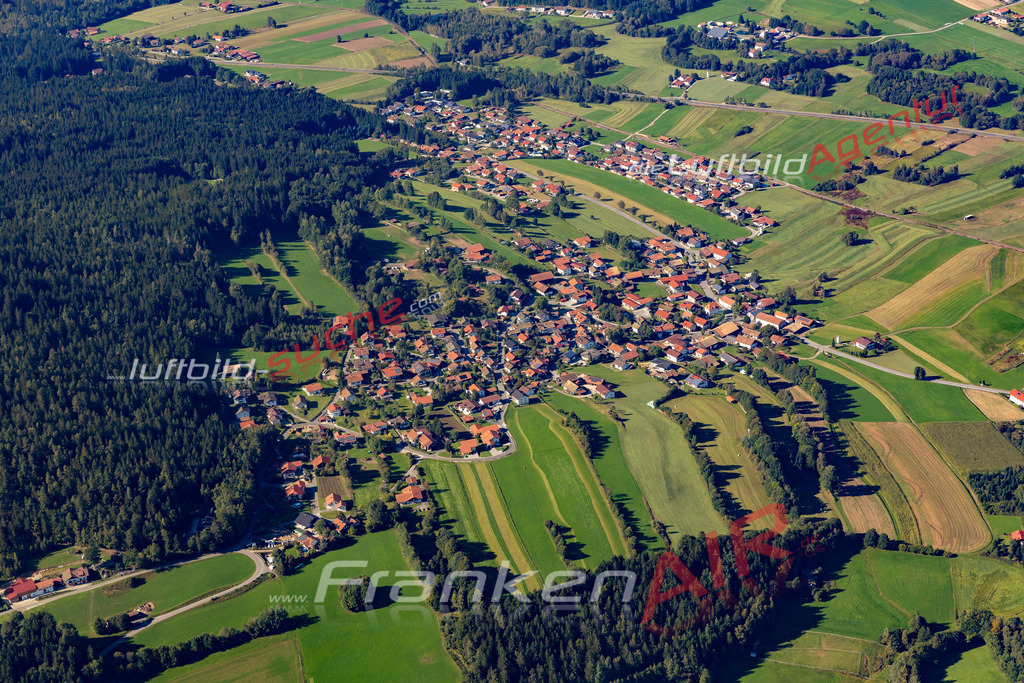 Aktuelles Luftbild von  Arrach Kauf mit Lizenz / Bildrechten möglich- Die Luftaufnahme wurde 2021 mittels UL-Flugzeug erstellt ( keine Drohne ) - hochauflösende Kamera-Systeme von  Canon -Beste Qualität - Für grossformatige Ausdrucke geeignet. Die Geschenkidee !