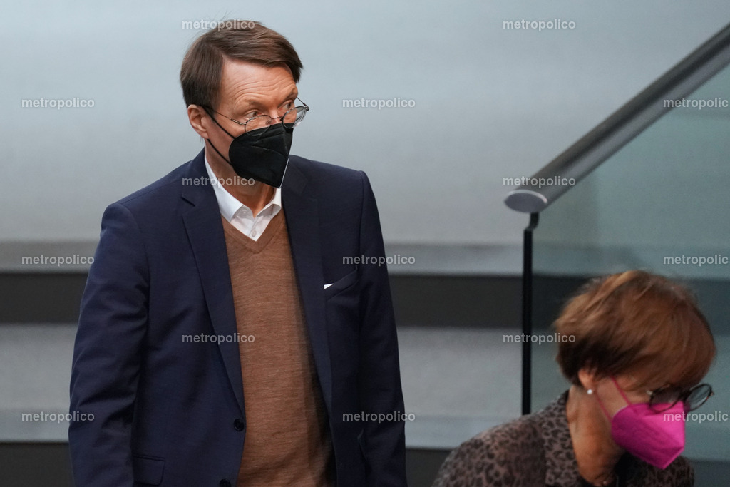 Karl Lauterbach | Metropolico