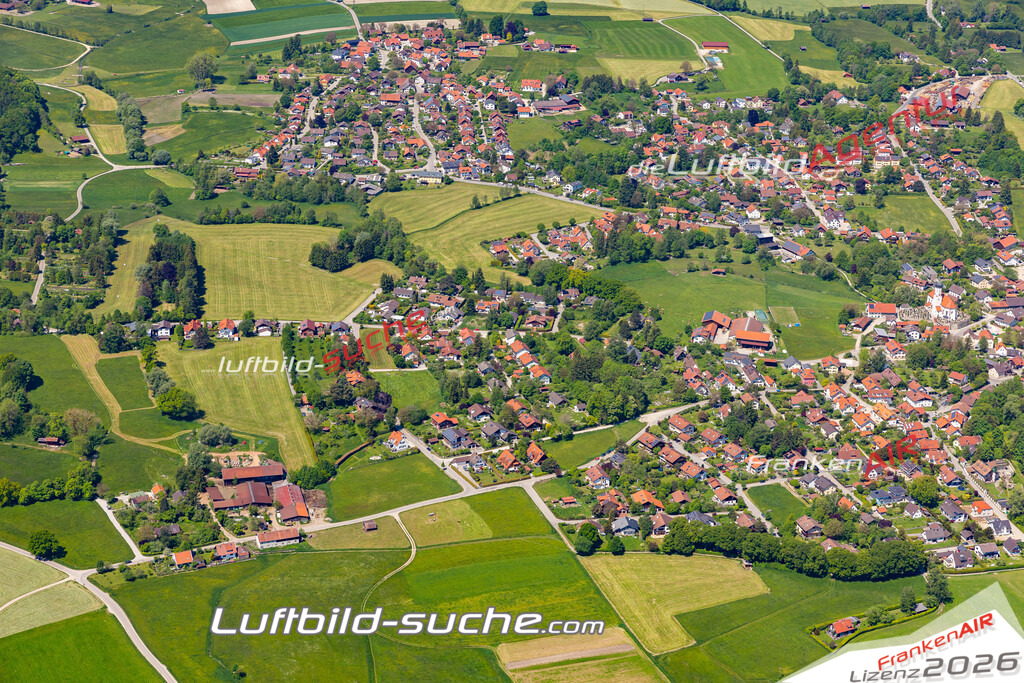 Aktuelles Luftbild von Wengen diessen-am-ammersee - Die Luftaufnahme wurde 2021 mittels UL-Flugzeug erstellt ( keine Drohne ) - hochauflösende Kamera-Systeme von  Canon -Beste Qualität - Für grossformatige Ausdrucke geeignet. Die Geschenkidee !