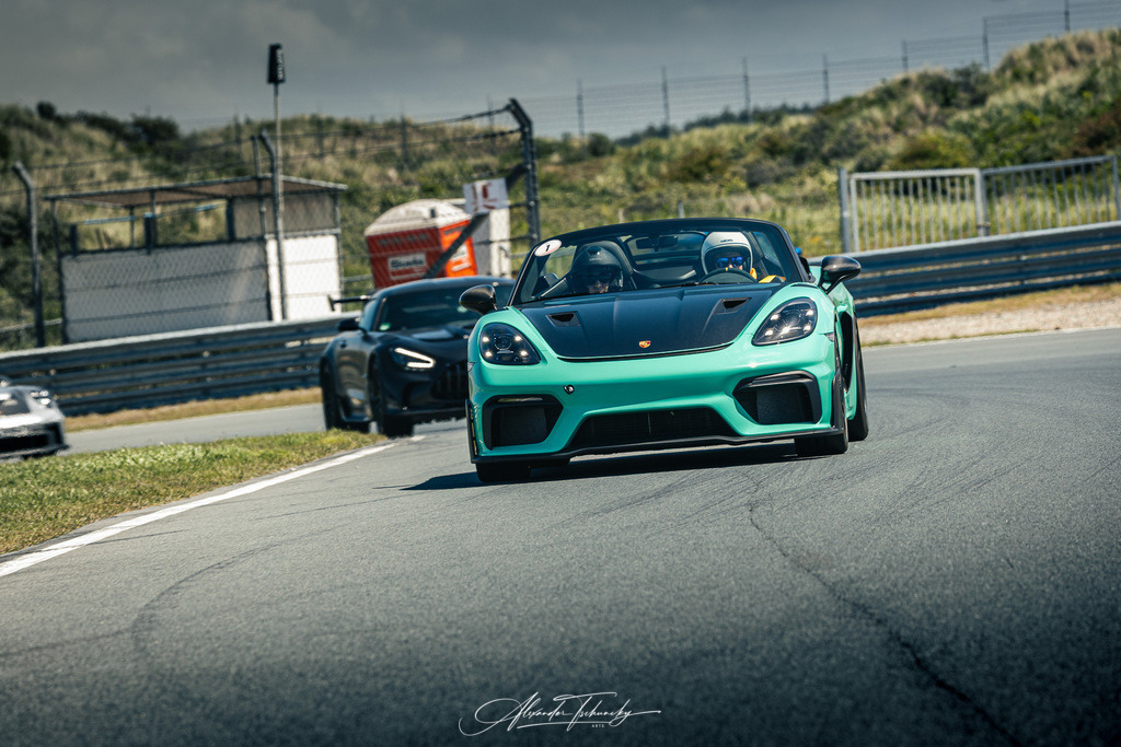 R6AT3751 _Alexander Tschuncky | Entdecken Sie die faszinierende Welt von Alexander Tschuncky Arts: Kreative Fotografie, atemberaubende Automobilkunst und hochwertiger Bilderdruck. Lassen Sie sich inspirieren! - Realisiert mit Pictrs.com