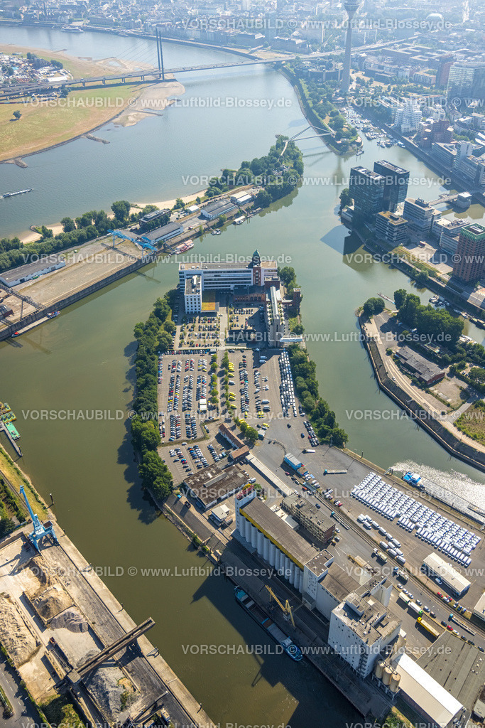 Duesseldorf220700856 | Luftbild, Medienhafen, Plange Mühle Klinikgebäude sowie Büro- und Wohngebäude, Hafen, Düsseldorf, Rheinland, Nordrhein-Westfalen, Deutschland