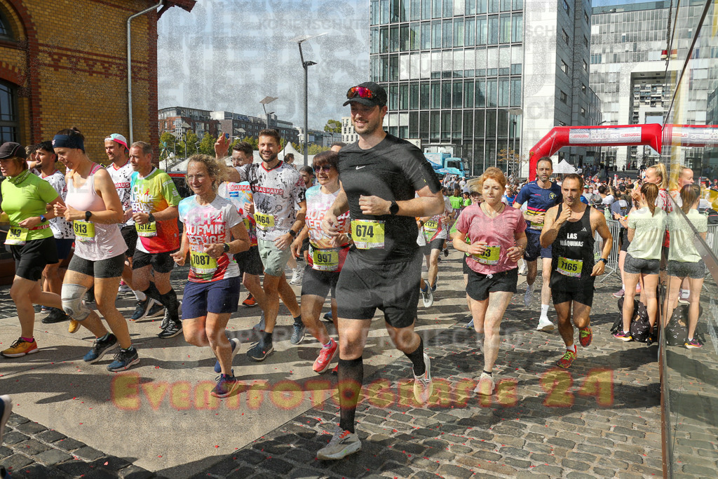 250920_1431_EX1_7326 | Sportfotografie im Rhein-Sieg Kreis, Köln, Bonn, NRW, Rheinland Pfalz, Hessen, etc. Unser Tätigkeitsfeld umfasst den Laufsport vom Volkslauf über den Marathon, Duathlon, Triathon bis zum Ultralauf wie Kölnpfad Ultra oder Schindertrail.