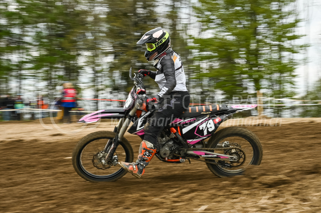Motocross Schlatt bei Winterthur - 30. April 2023 | #79 Obrist Joelle aus Steffisburg (CH) auf KTM in der Kategorie Swiss MX Women Cup am Motocross Schlatt bei Winterthur, 30. April 2023. 
Instagram: @mx_schlatt | @mc_wila | @sam_schweiz
Bild: Sportfotografie Markus Aeschimann | www.markus-aeschimann.ch - Realisiert mit Pictrs.com