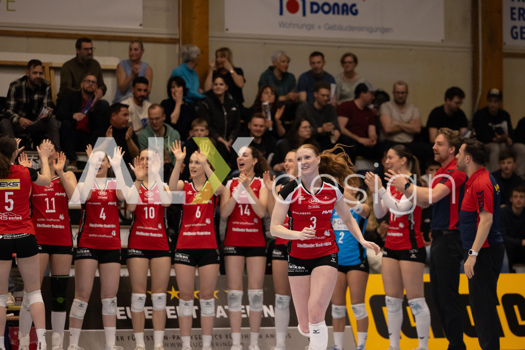 Volleyball I Frauen I Saison 2025-2026 I Volleyball NLA | Women I 1/2 Finals I  VC Kanti Schaffhausen - Sm'Aesch Pfeffingen I 18.03.2026 | 3 Sydney Cole (USA) (VC Kanti Schaffhausen) – Pass / Zuspiel - Realisiert mit Pictrs.com