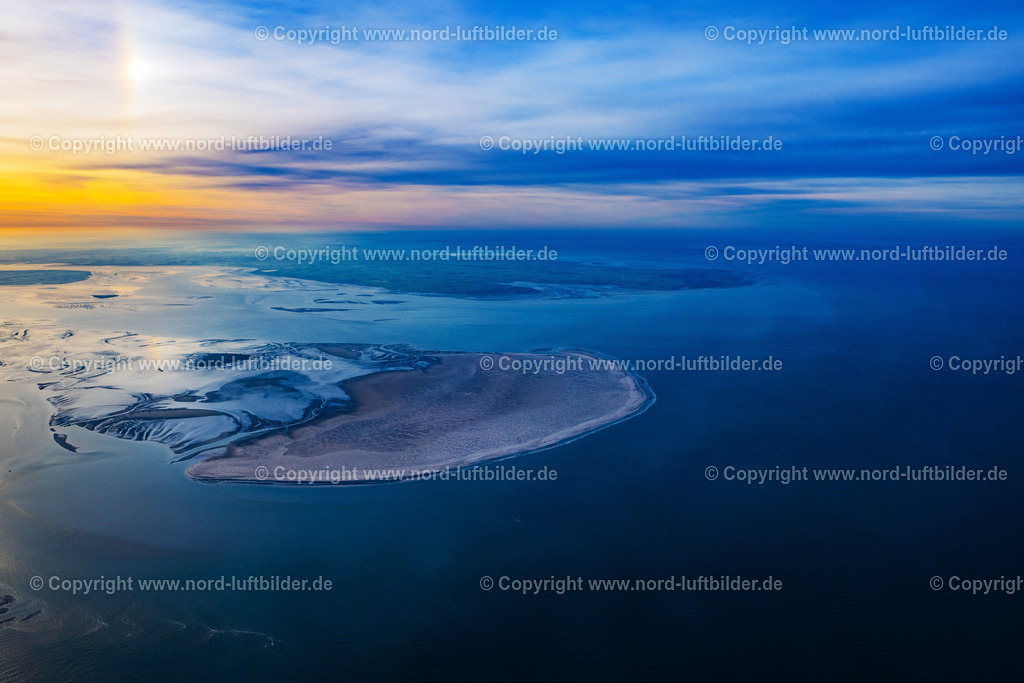 Süderoogsand_Sonnenaufgang_ELS_4084010523 | SüDEROOGSAND 01.05.2023 Sandbank in Süderoogsand im Sonnenaufgang in der Nordsee im Bundesland Schleswig-Holstein, Deutschland. // Sandbank in Suederoogsand at sunrise in the North Sea in the state Schleswig-Holstein, Germany. Foto: Martin Elsen