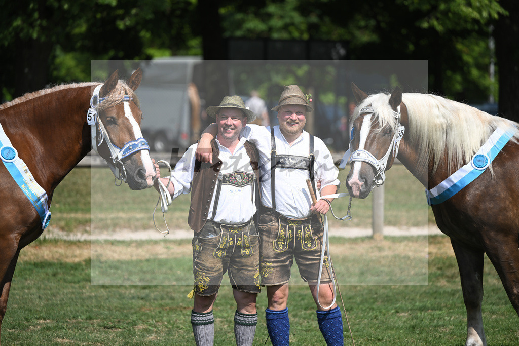 Kat-Nr. 51 u 55_Finesse G u Esmiralda_Grandauer u Gilg_20231360 | hf-fotografie - Realisiert mit Pictrs.com