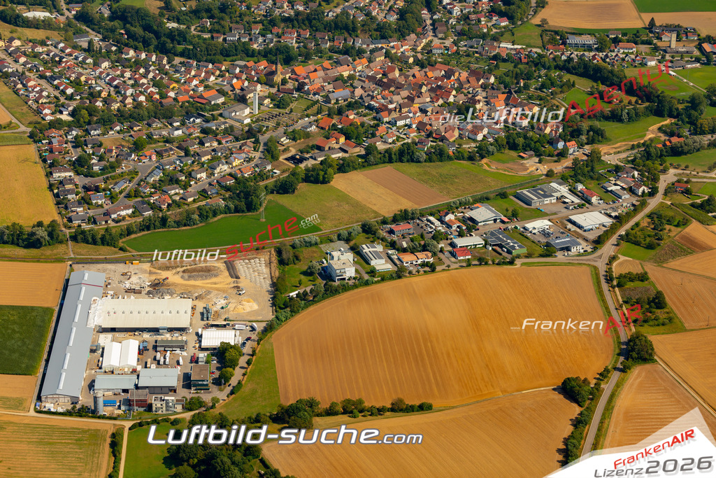Das Luftbild zeigt : Richen Eppingen - Die Luftaufnahme wurde 2024 vom UL-Flugzeug aus erstellt ( keine Drohne ) - Hochauflösende Luftaufnahme - Für grossformatige Ausdrucke geeignet. Die Geschenkidee !Mit Lizenz und Bildrechte bestellbar