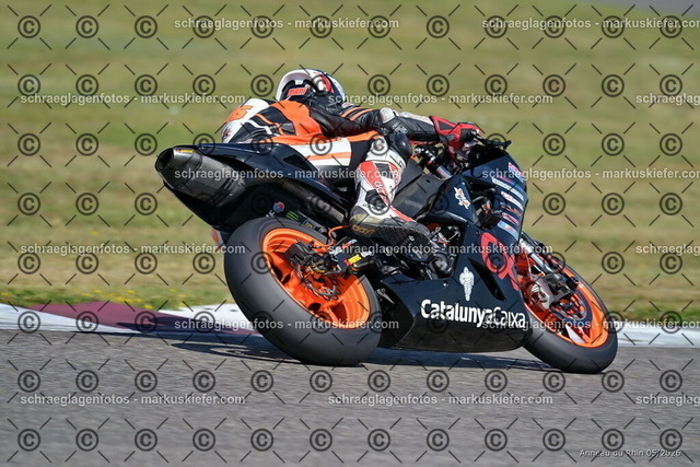 26BT02-0667 | markuskiefer.com - Realisiert mit Pictrs.com