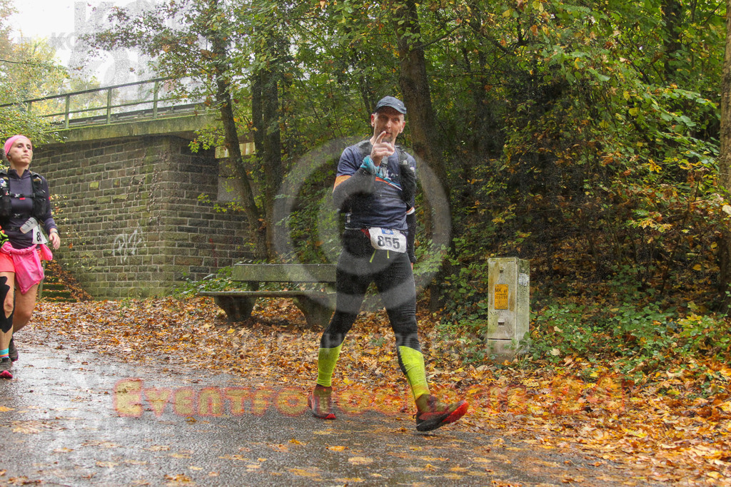241027_1408_EV4_8787 | Sportfotografie im Rhein-Sieg Kreis, Köln, Bonn, NRW, Rheinland Pfalz, Hessen, etc. Unser Tätigkeitsfeld umfasst den Laufsport vom Volkslauf über den Marathon, Duathlon, Triathon bis zum Ultralauf wie Kölnpfad Ultra oder Schindertrail.
