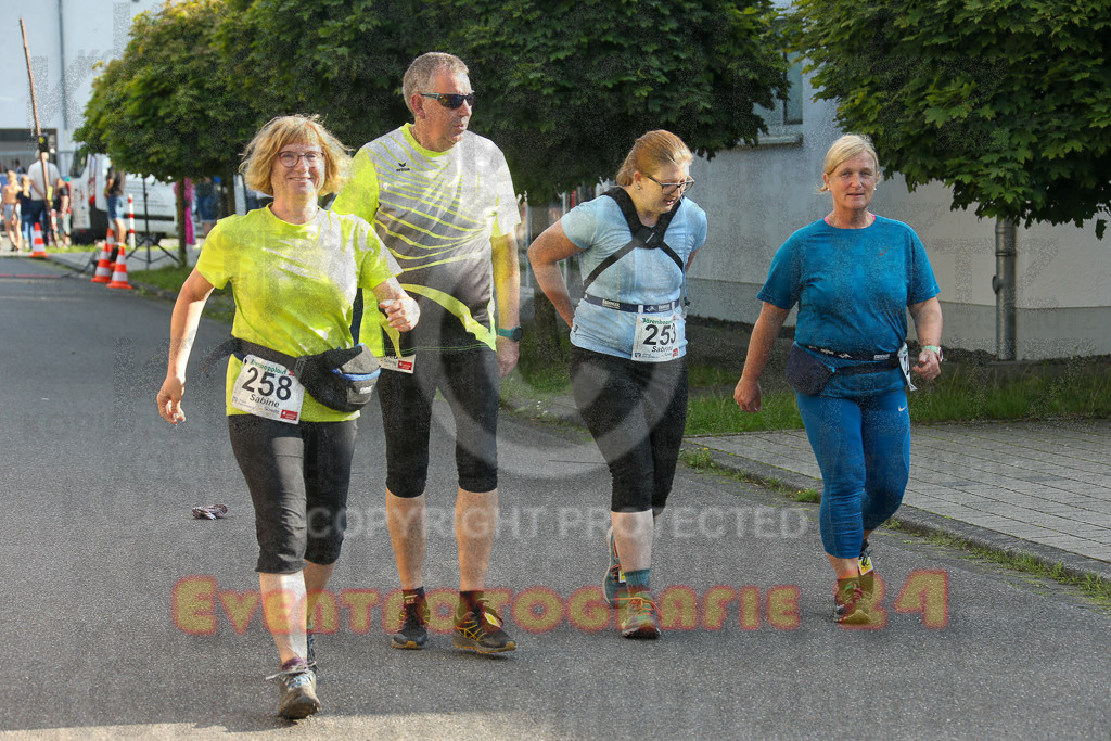 230804_1812_EX1_3810 | Sportfotografie im Rhein-Sieg Kreis, Köln, Bonn, NRW, Rheinland Pfalz, Hessen, etc. Unser Tätigkeitsfeld umfasst den Laufsport vom Volkslauf über den Marathon, Duathlon, Triathon bis zum Ultralauf wie Kölnpfad Ultra oder Schindertrail.