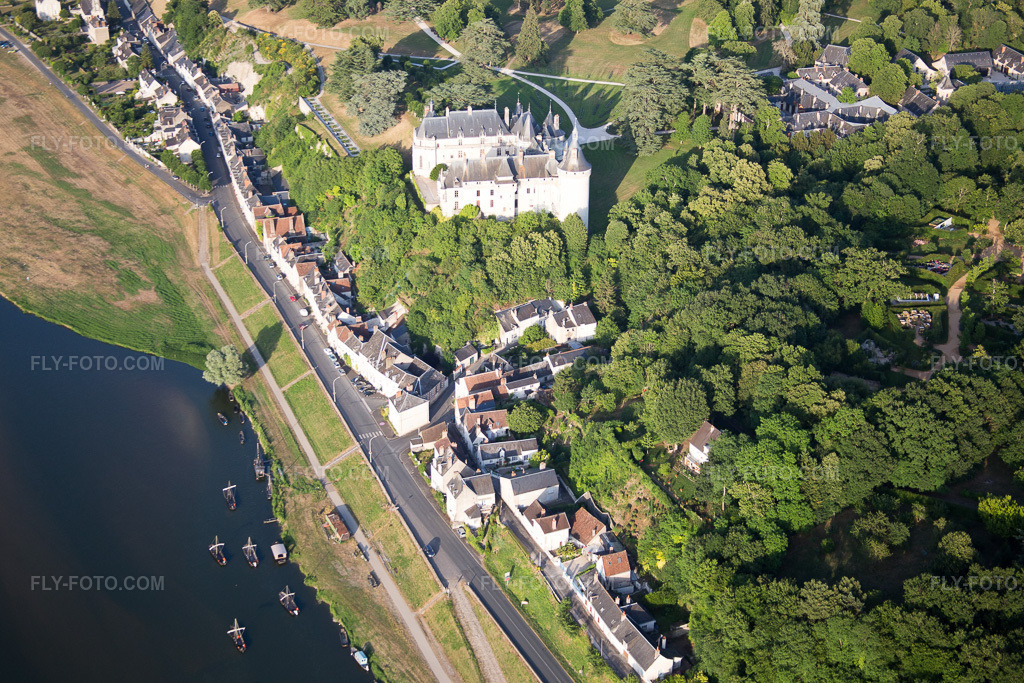 Aerial view: Chaumont Castle complex in Chaumont-sur-Loire in the state Loir et Cher, France.Photo: IMG_082445.jpg taken on 06/20/2015 by Werner Riehm/FLY-FOTO.comResolution of the original: 5472 x 3648 px