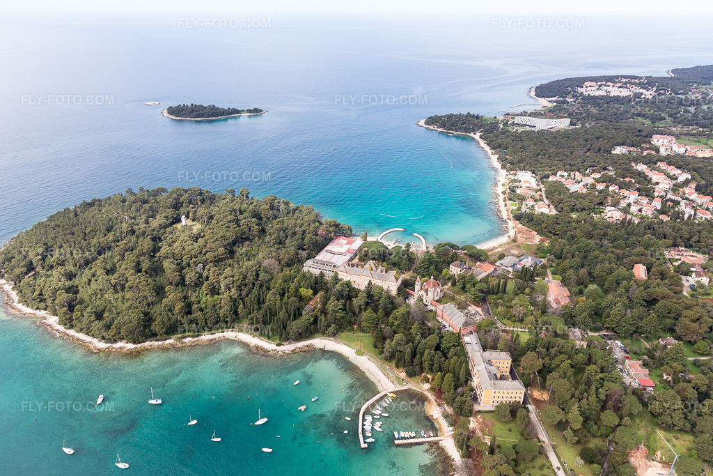 Aerial view: View of the town in Rovinj in the state Gespanschaft Istrien, Croatia. – Photo: IMG_105972.jpg taken on 04/13/2018 by Werner Riehm/FLY-FOTO.com – Resolution of the original: 5472 x 3648 px