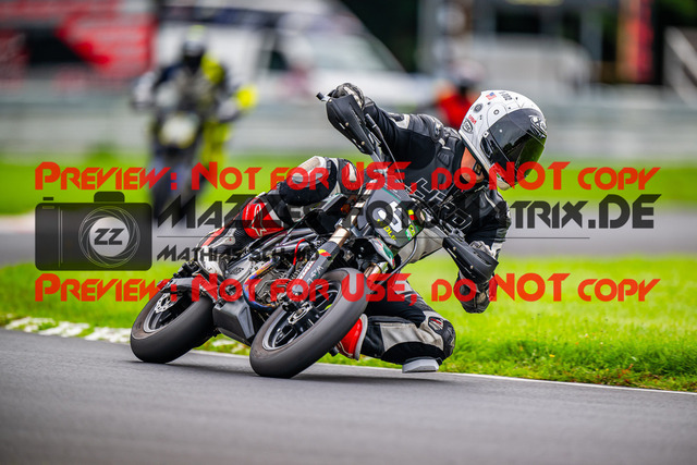 MaZZes_FotoMatrix_230827_2 | K5