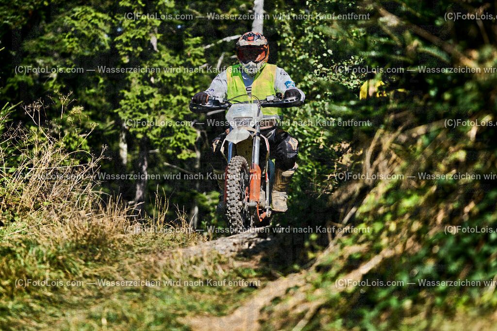 ALP7510_XXIX_GRANITBEISSER_Small-Schlussmotorrad | (C)FotoLois.com, Alois Spandl, 29. GRANITBEISSER - Mountainbike-Marathon in St. Georgen am Walde, SMALL 16 km, Sa 2. September 2023.