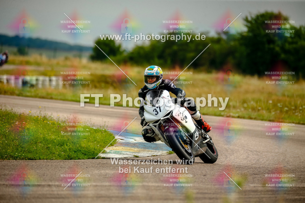 Chambley Juli-2380 | Hier findet Ihr Bilder von Touristenfahrten auf der Nürburgring Nordschleife oder von anderen Veranstaltungen die ich besucht habe. Viel Spass beim Durch Schauen 