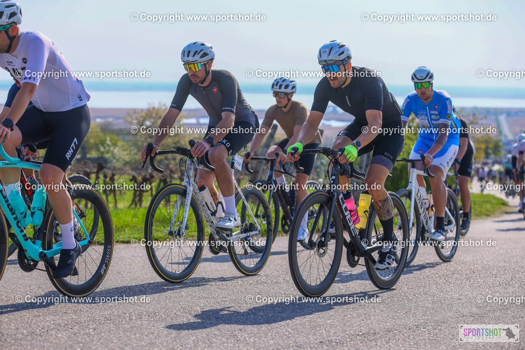 TRA_0537 | Neusiedlersee Radmarathon 2026@sportshot_your_pictrs #yourpictures#roadtowm2029 #nrm #neusiedlerseeradmarathon #neusiedlersee #neusiedlerseetourismus #burgenland #mörbisch #nrm26 #burgenlandtourismus #voglundco #poweredbyburgenlandtourismus #radsport #rad #marathon #ucigranfondo #visitburgenland #ucigranfondoworldseries