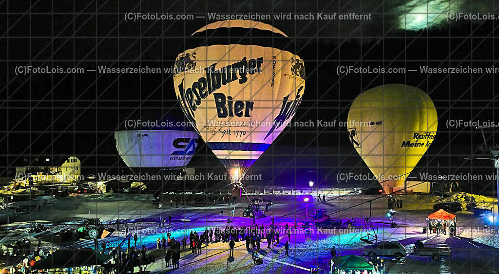 182564_Luftbild_Nacht der Ballone_mit Mondaufgang | (C)FotoLois.com, Alois Spandl. Luftbild, NACHT der BALLONE in Lackenhof am Ötscher bei der Ötscherlift-Talstation, während der Veranstaltung erlebte man dabei den Mondaufgang, Do 28. Dez. 2023.
