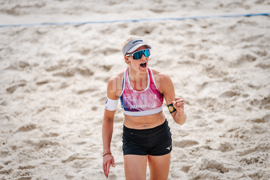 Beachvolleyball | Frauen | German Beach Tour 2024 | Tourstop Düsseldorf | 18.05.2024 | Melanie Paul ballt die Faust und jubelt