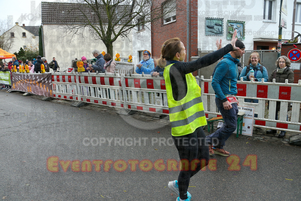 251130_1032_EX1_5149 | Sportfotografie im Rhein-Sieg Kreis, Köln, Bonn, NRW, Rheinland Pfalz, Hessen, etc. Unser Tätigkeitsfeld umfasst den Laufsport vom Volkslauf über den Marathon, Duathlon, Triathon bis zum Ultralauf wie Kölnpfad Ultra oder Schindertrail.