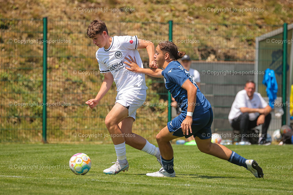 BQ3I6583 | 17.06.2023; Testspiel; Rasenplatz Offdilln; VfL Bochum U17 - Eintracht Frankfurt U17; Ergebnis: 3:1 (1:1)