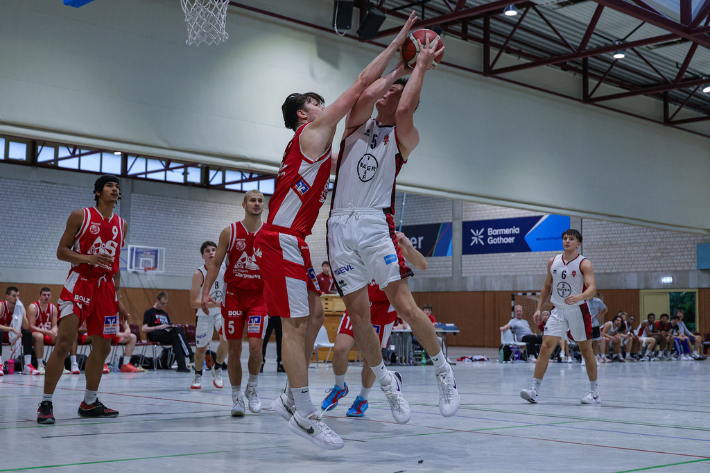 Regio Test BAYER GIANTS vs BSV Münsterland Baskets Wulfen-87 | Fotos von Basketballspielen aus dem Raum NRW fotografiert von Gero Mueller-Laschet und Daniel Schaefer - Realisiert mit Pictrs.com