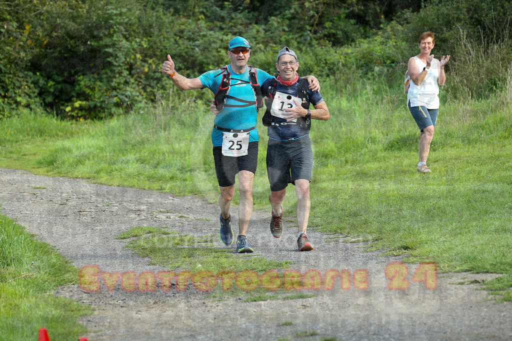 230826_1723_EX1_1698 | Sportfotografie im Rhein-Sieg Kreis, Köln, Bonn, NRW, Rheinland Pfalz, Hessen, etc. Unser Tätigkeitsfeld umfasst den Laufsport vom Volkslauf über den Marathon, Duathlon, Triathon bis zum Ultralauf wie Kölnpfad Ultra oder Schindertrail.